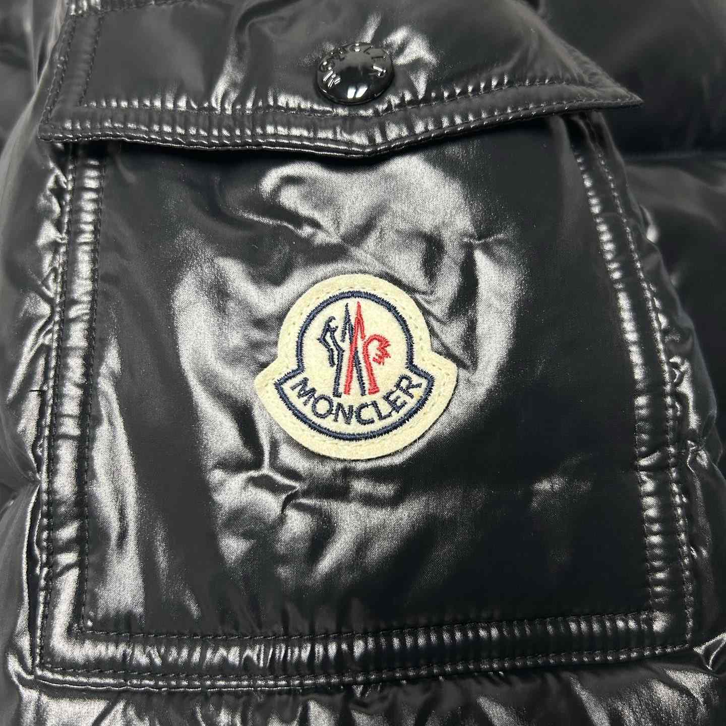 Moncler Maya Hooded Short Down Jacket - DesignerGu