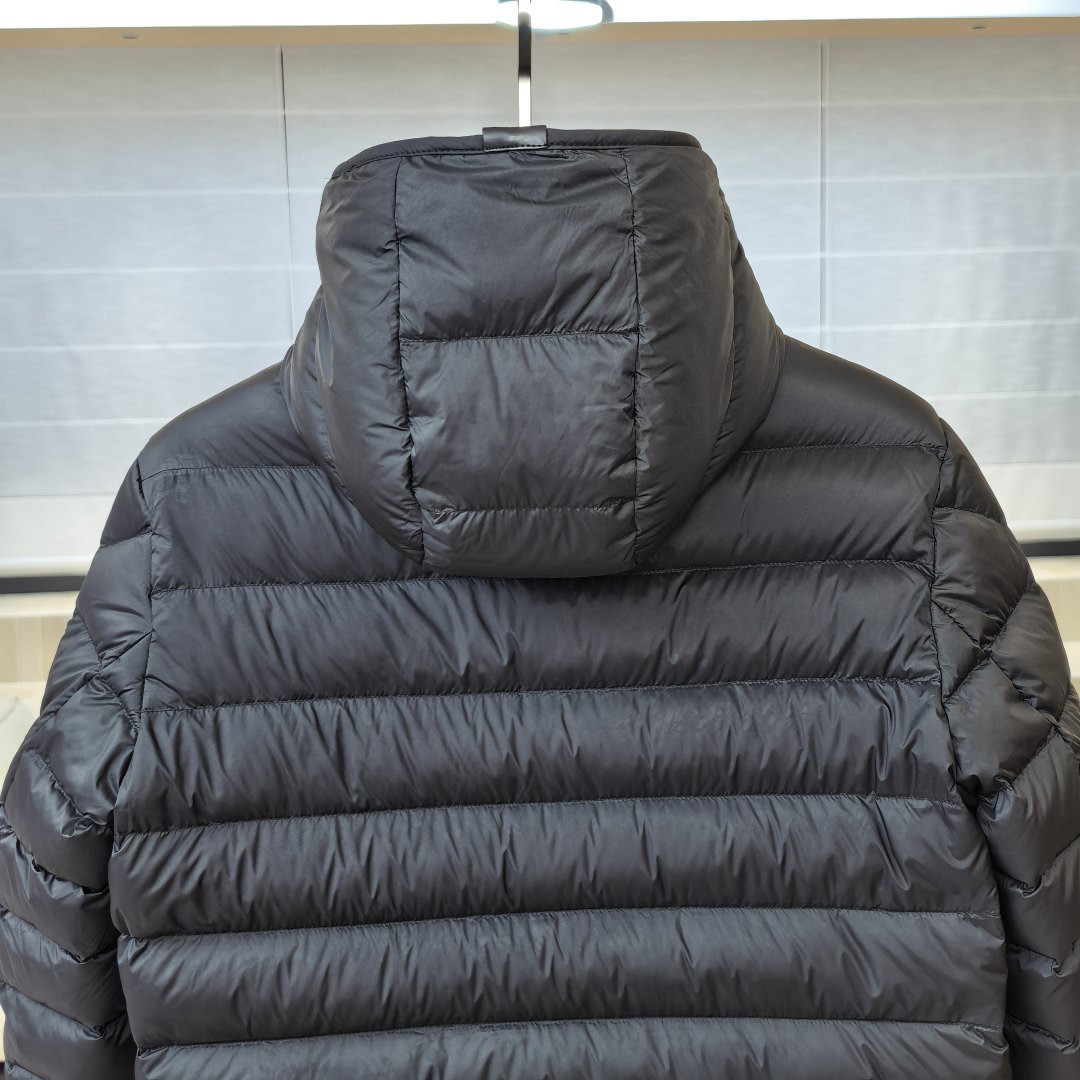 Moncler Solienn Hooded Short Down Jacket - DesignerGu