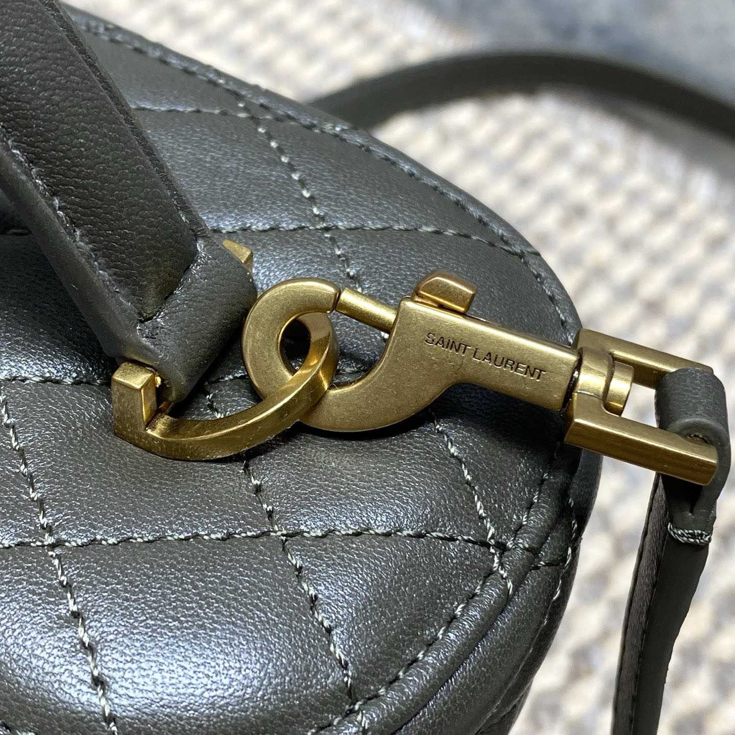 Saint Laurent GABY Vanity Large In Lambskin - DesignerGu