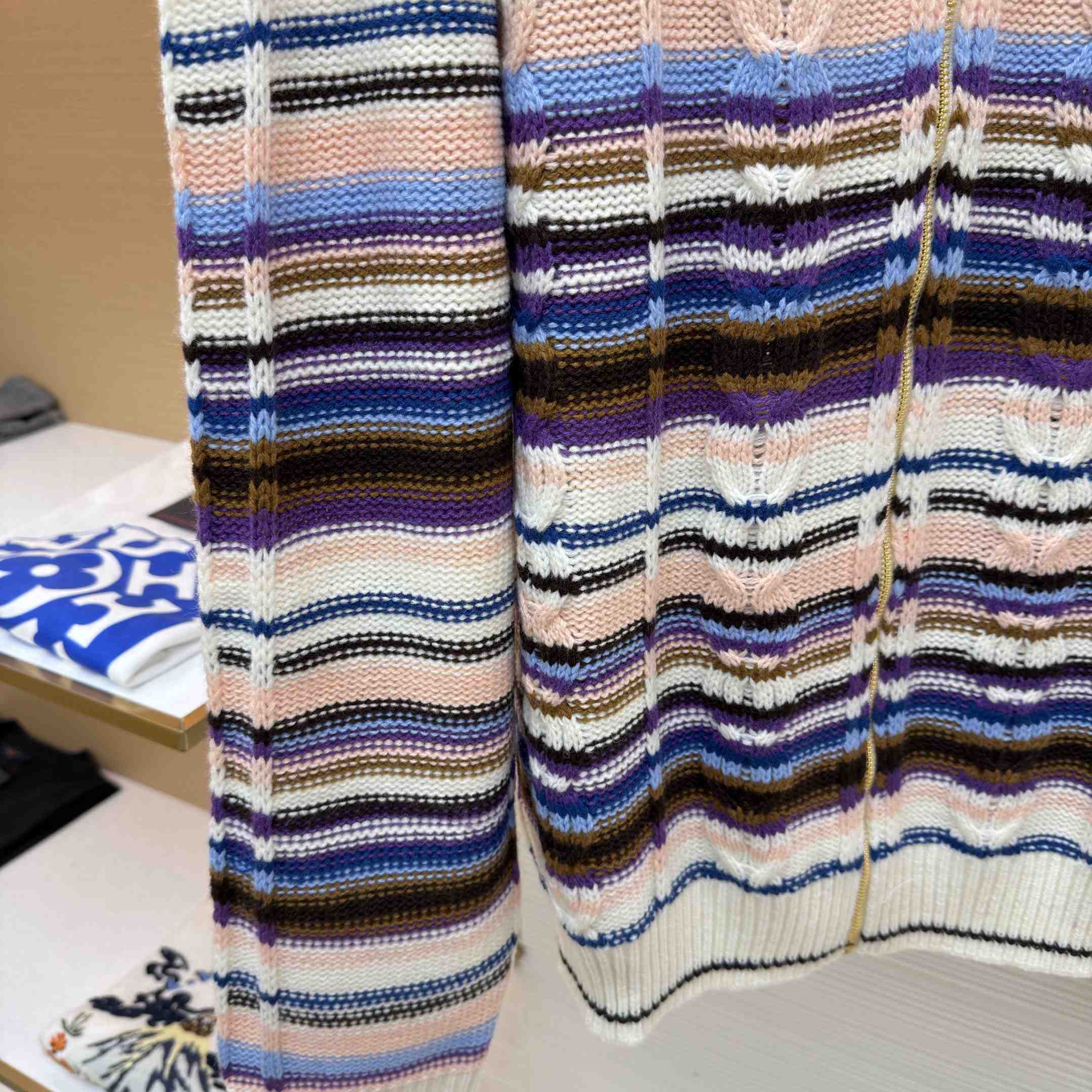 Louis Vuitton Striped Cable-Knit Track Top 1AJUU6 - DesignerGu