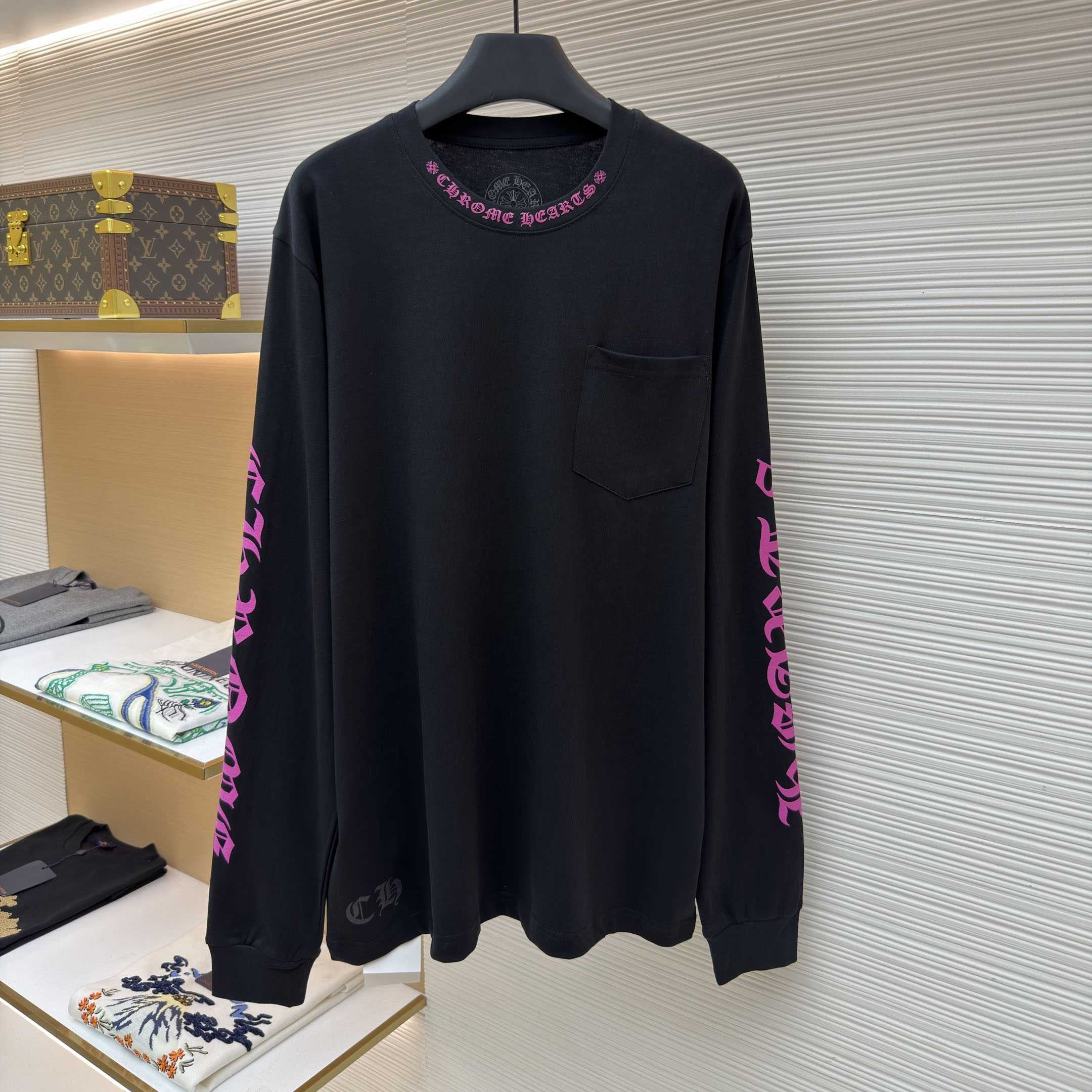 Chrome Hearts  Pink Horseshoe Black Long Sleeve Tee - DesignerGu