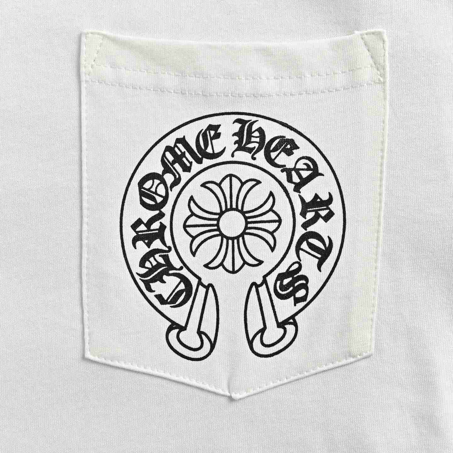 Chrome Hearts Las Vegas Exclusive Horseshoe White Long Sleeve Tee - DesignerGu