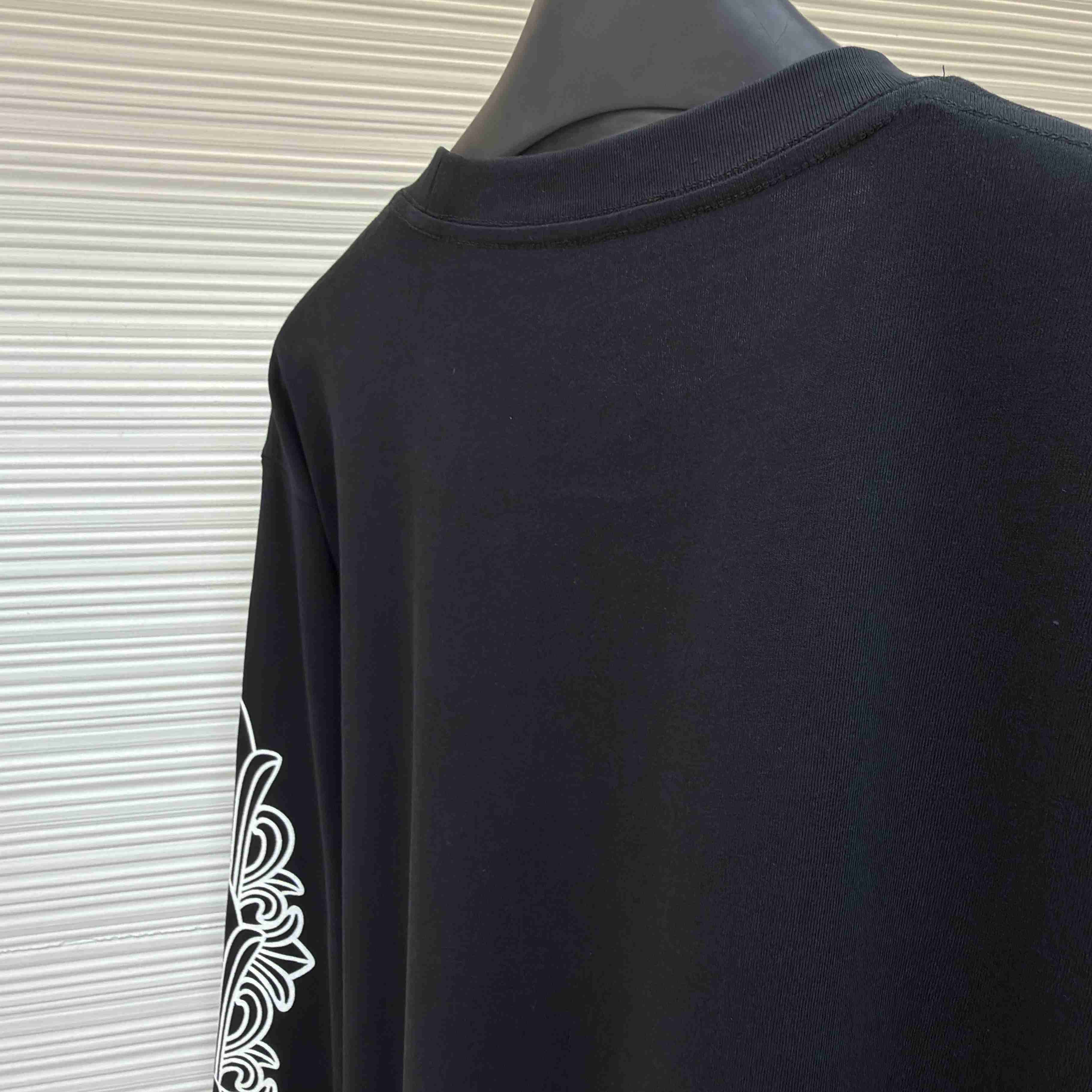 Chrome Hearts  Horseshoe Long Sleeve Tee - DesignerGu