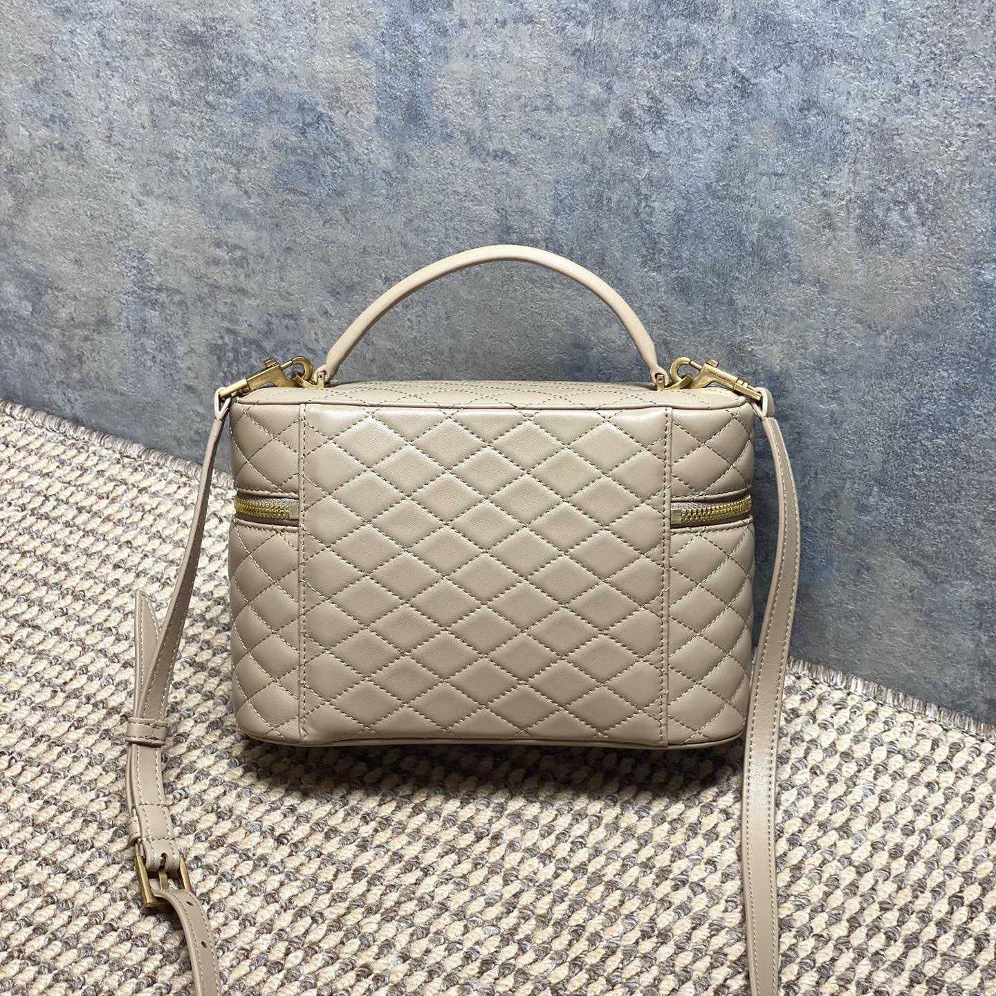 Saint Laurent GABY Vanity Large In Lambskin - DesignerGu
