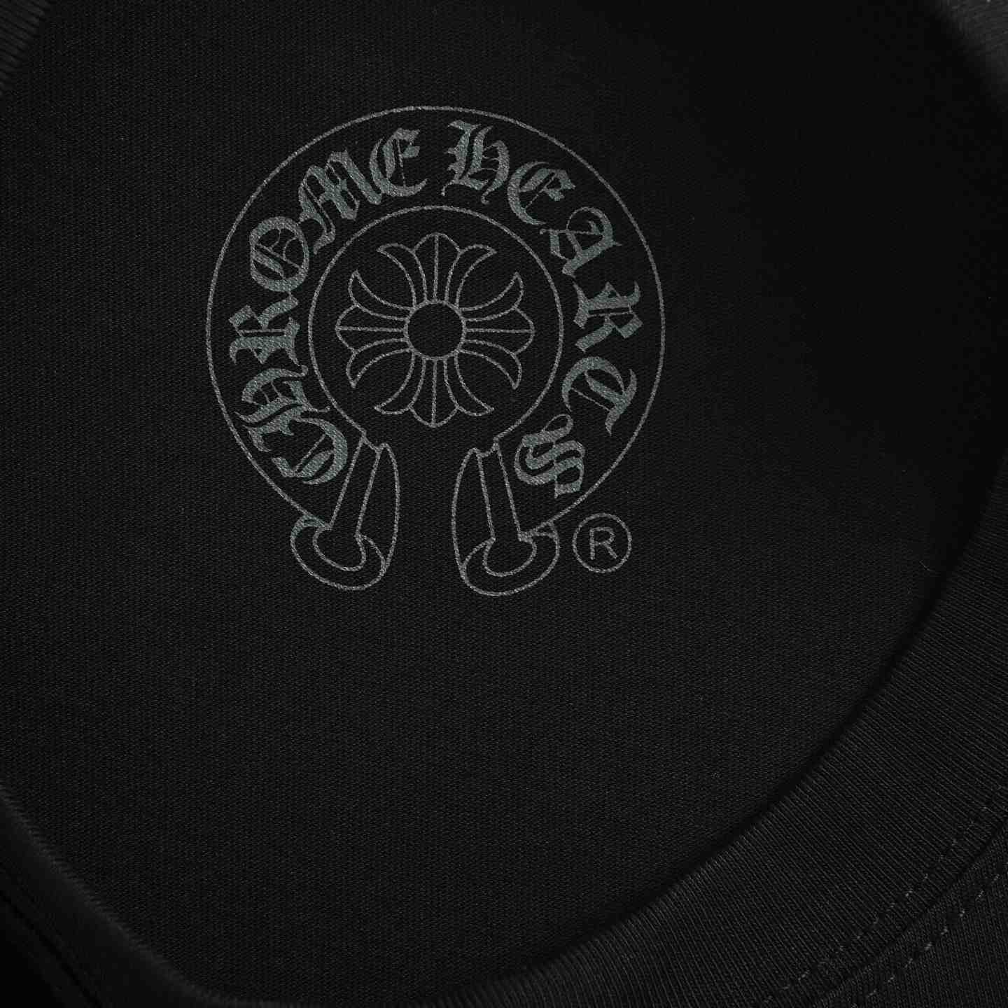 Chrome Hearts Las Vegas Exclusive Horseshoe Black Long Sleeve Tee  - DesignerGu