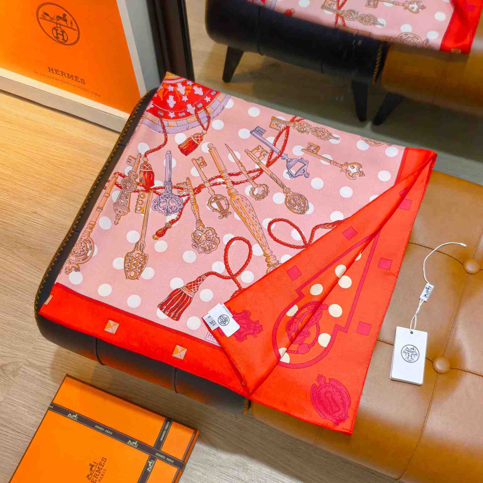 Hermes Les Cles Double Face Scarf 90 - DesignerGu