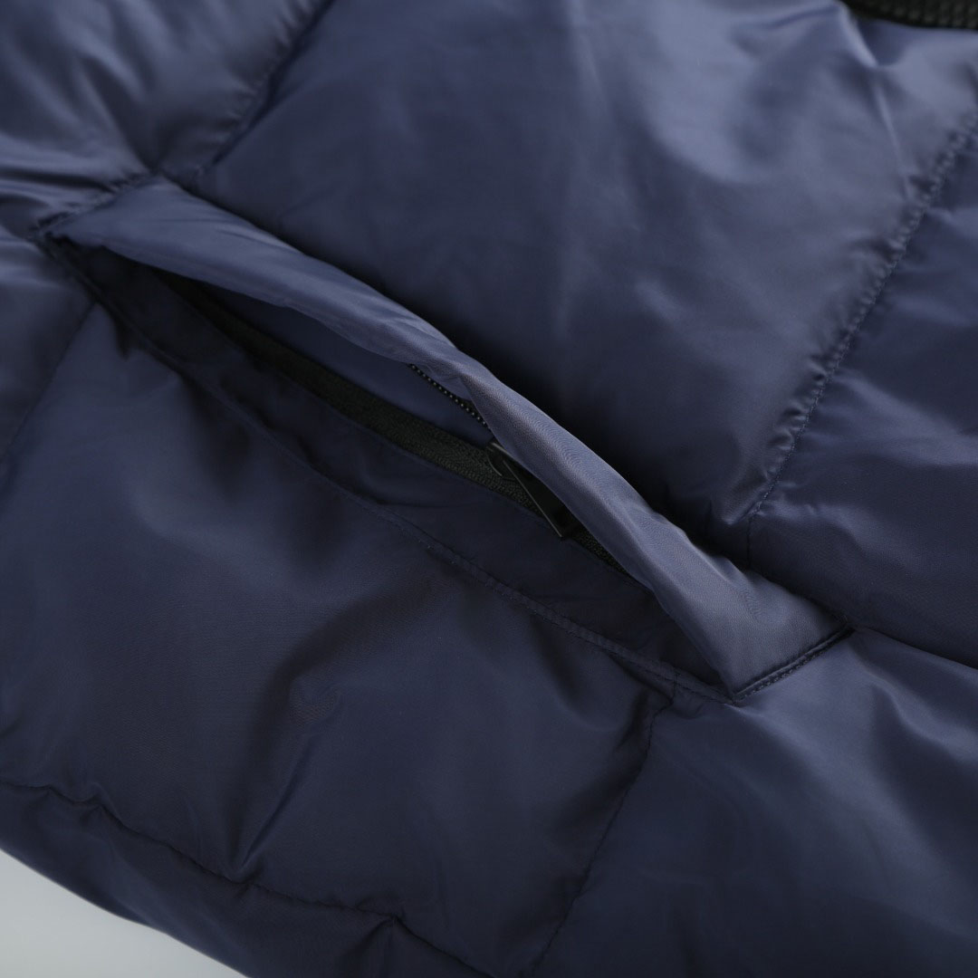 Canada Goose HyBridge® Grove Knit Hoodie - DesignerGu