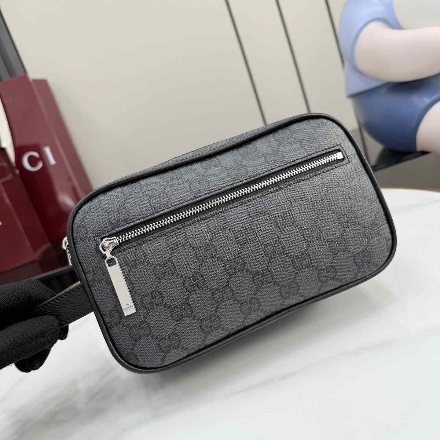 Gucci Essence Classic small Toiletry Case A00CRX - DesignerGu