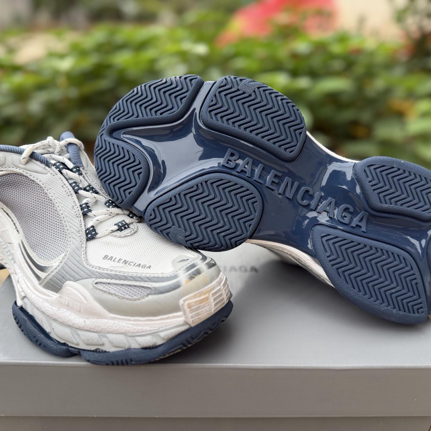 Balenciaga Triple S .2 Sandals - DesignerGu