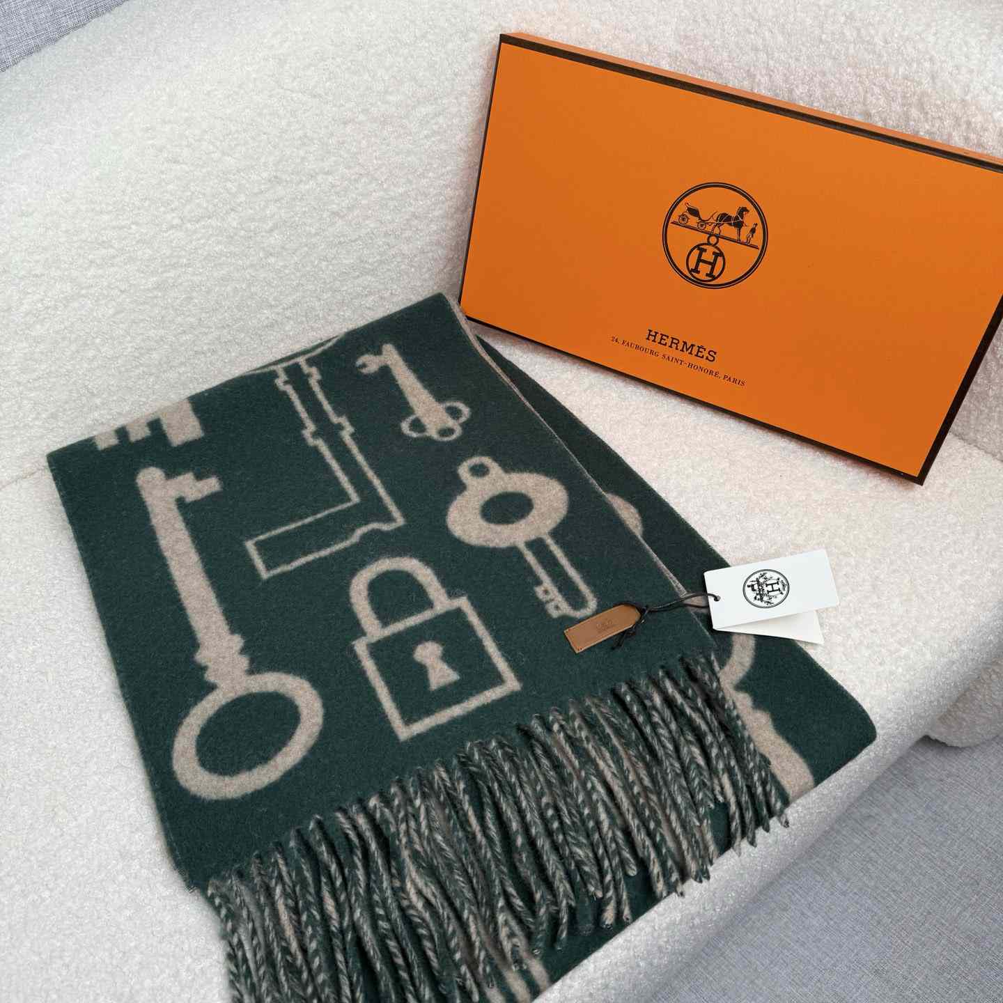 Hermes Casaque Porte-Clefs Scarf - DesignerGu