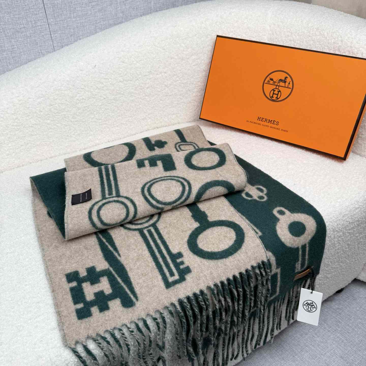Hermes Casaque Porte-Clefs Scarf - DesignerGu