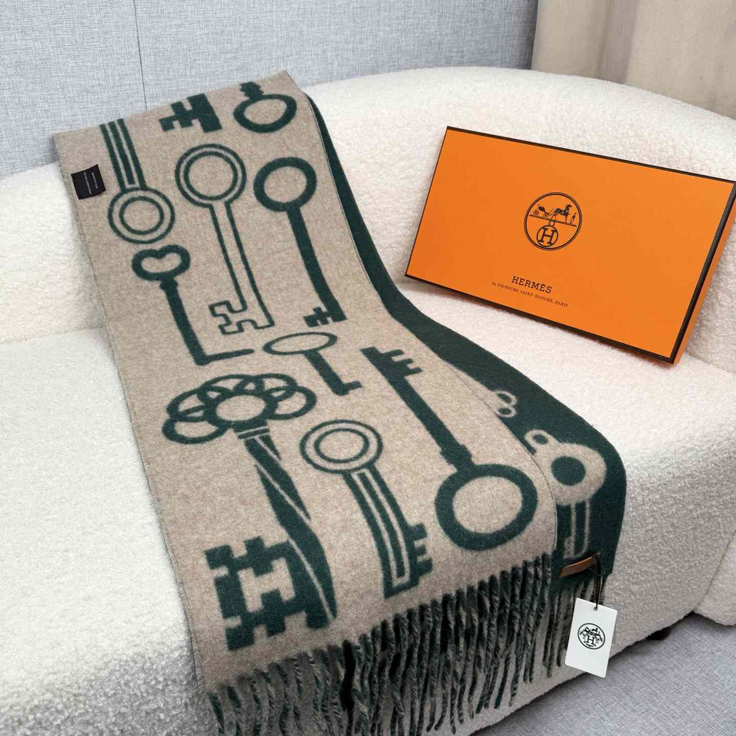Hermes Casaque Porte-Clefs Scarf - DesignerGu