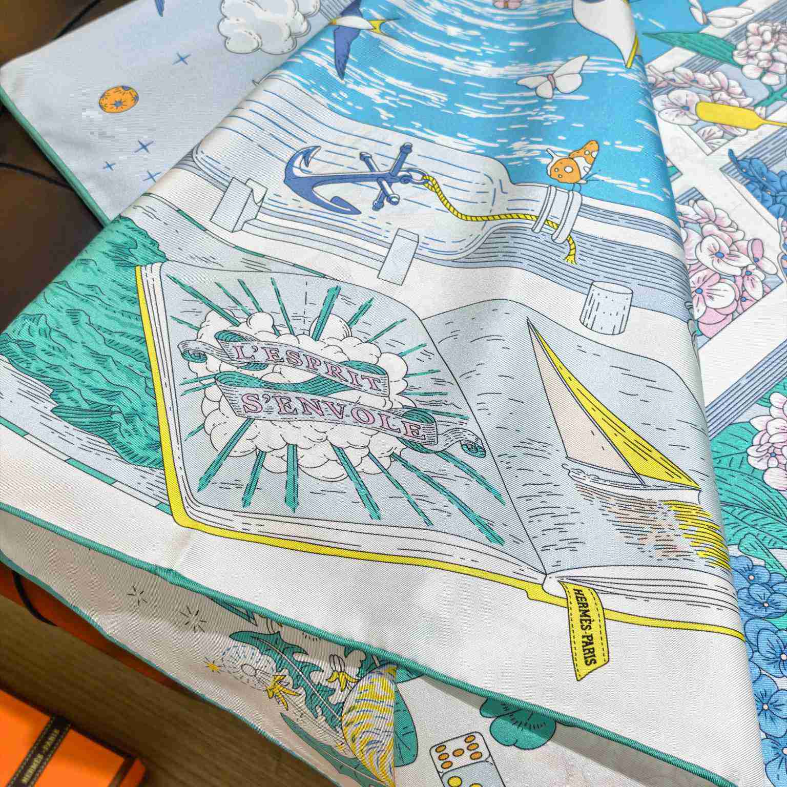 Hermes Scarf 90 L'Esprit s'Envole - DesignerGu