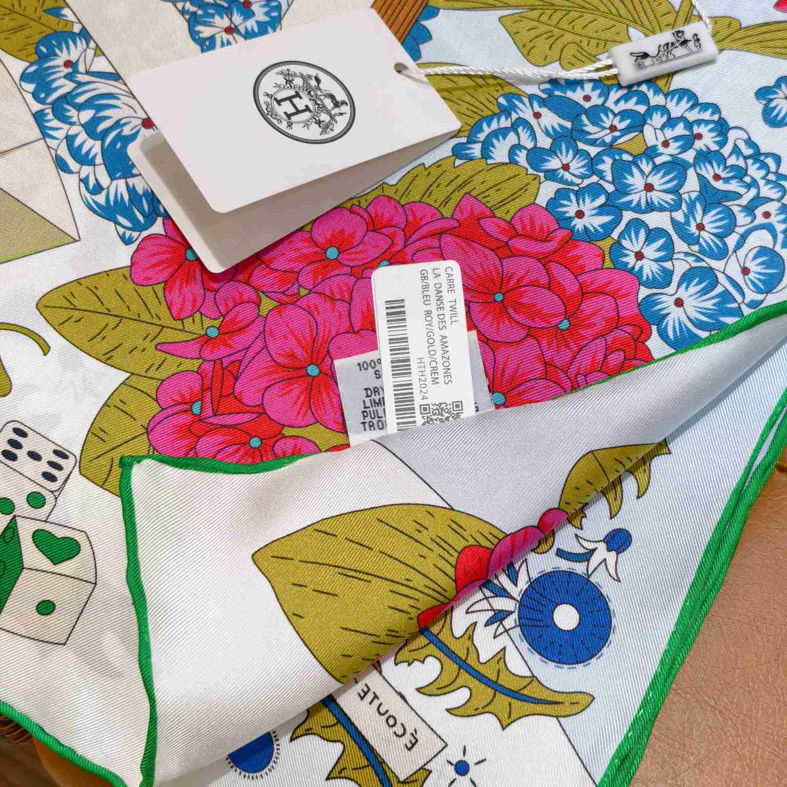 Hermes L'Esprit s'Envole Scarf 90 - DesignerGu